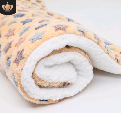 Star-Pattern Pet Blanket — Beige, 100 × 75 cm